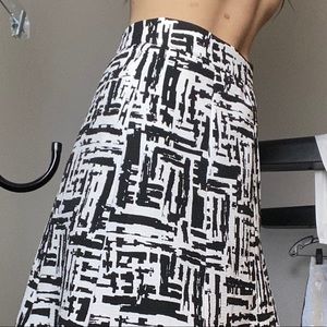 Black and white patten midi skirt